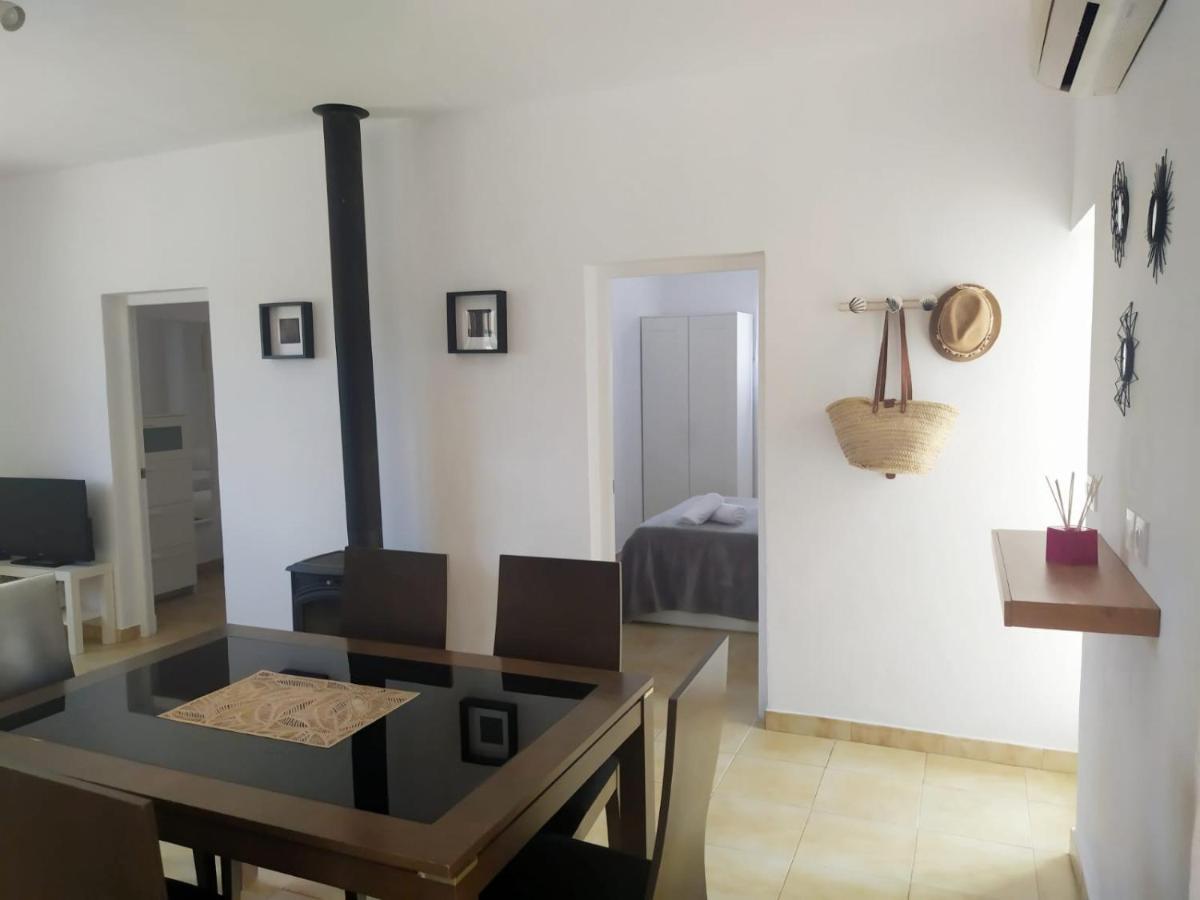 Hermosa casa con piscina cerca de la playa de Punta Prima Punta Prima  Exterior foto
